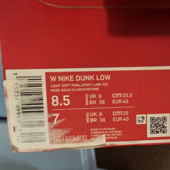 Nike Dunk Low WMNS Ghost Lime Ice Size 8.5W 7M - Picture 7 of 9